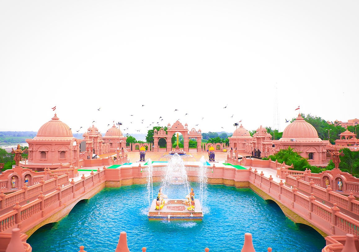 Nilkanth Dham at Poicha, Vadodara - IonWebs.com