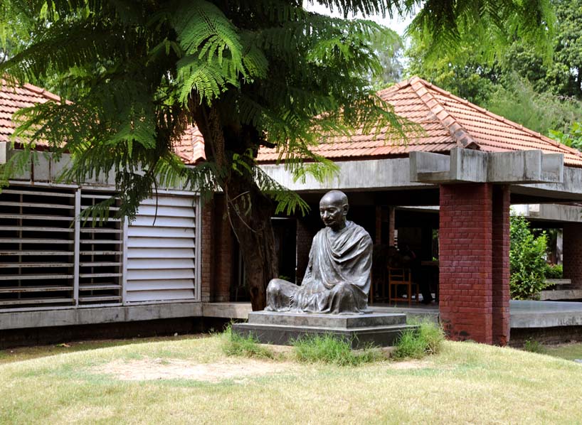 Sabarmati Ashram at Ahmedabad - IonWebs.com
